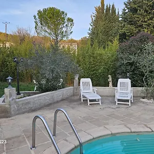 Calme Avec Accès Jardin Et Piscine Appartement
