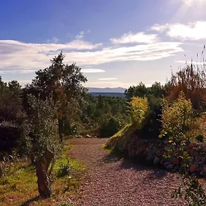 Maison A Flayosc, Entre La Et Le Verdon. Hébergement de vacances